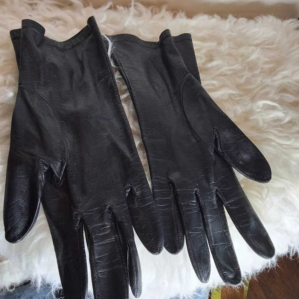 Vintage Art Deco Design Black Leather Mid arm  Gloves M